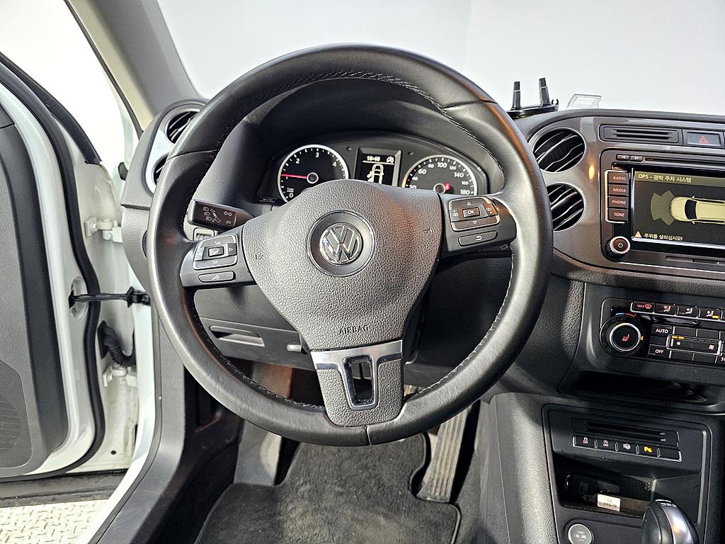 Volkswagen Tiguan - Vista 12
