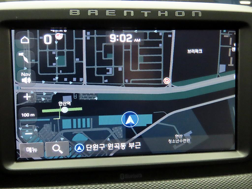 HYUNDAI Kona - Vista 9