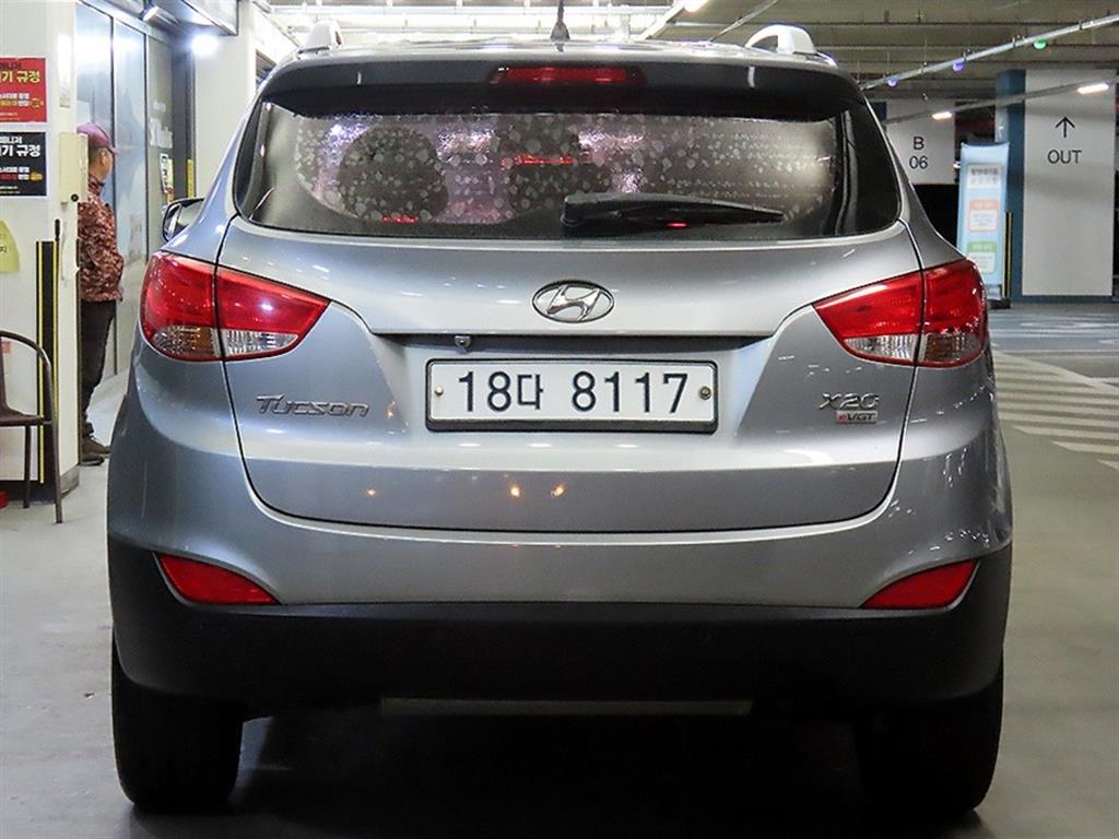 HYUNDAI Tucson - Vista 5
