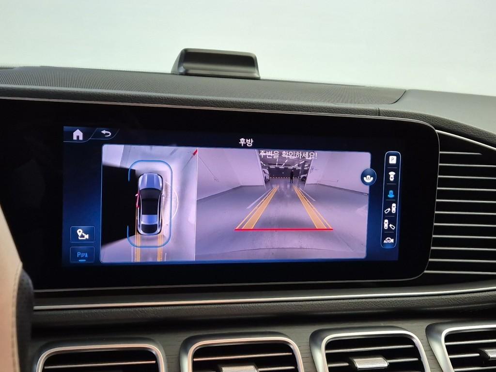 Mercedes Benz GLE Class - Vista 12