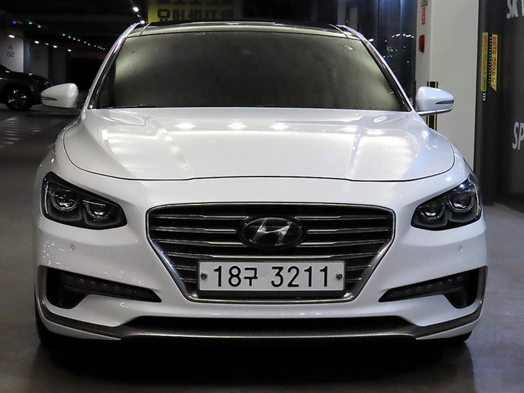 HYUNDAI Grandeur - Vista 2