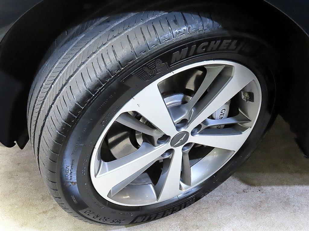 Genesis GV80 - Vista 7