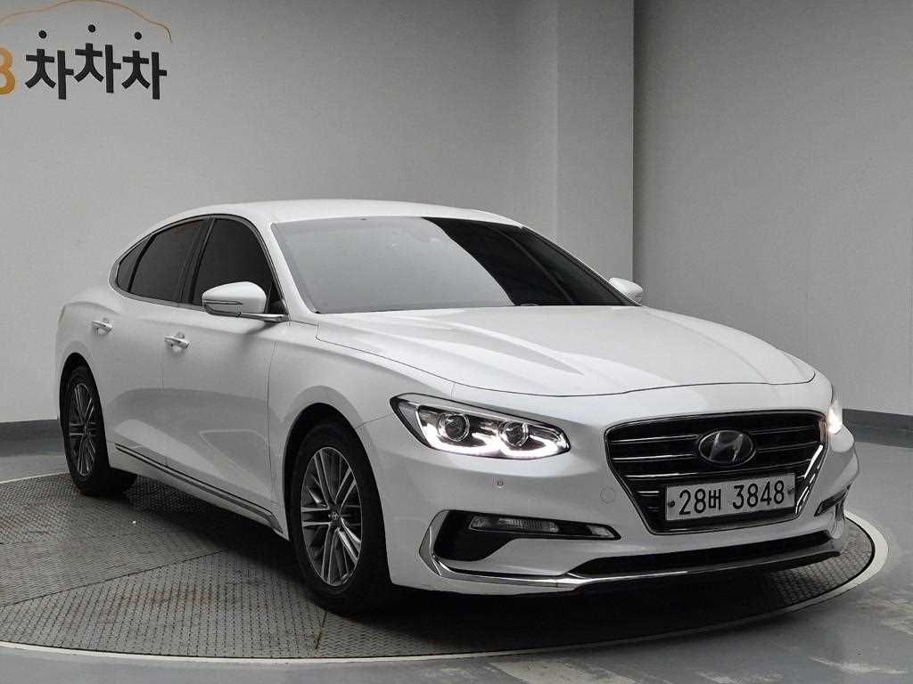 HYUNDAI Grandeur - Vista 4