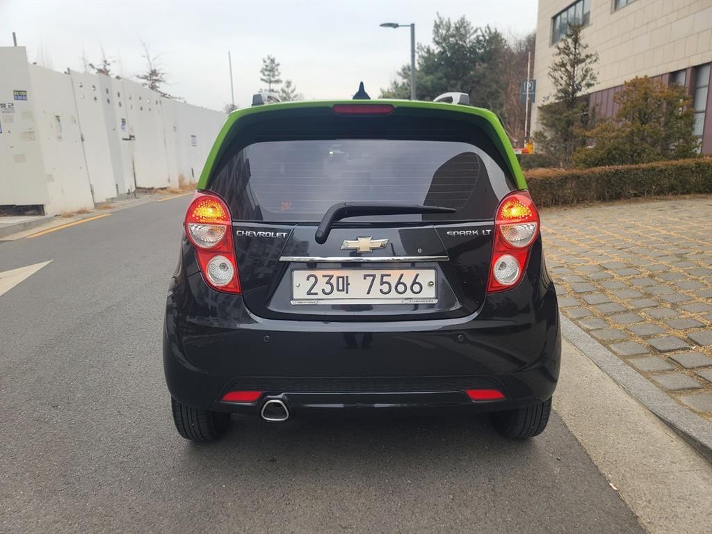 Chevrolet Spark - Vista 5