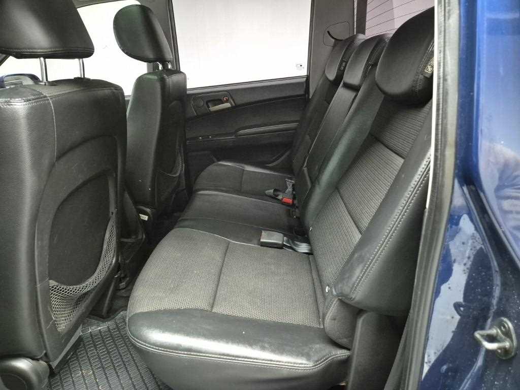 Ssangyong Korando - Vista 12