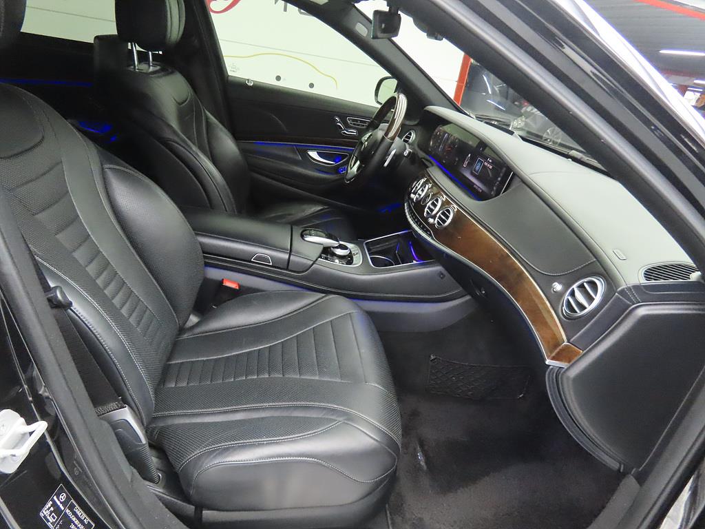 Mercedes Benz S Class - Vista 9