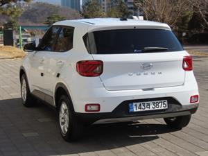 HYUNDAI Venue - Vista 8
