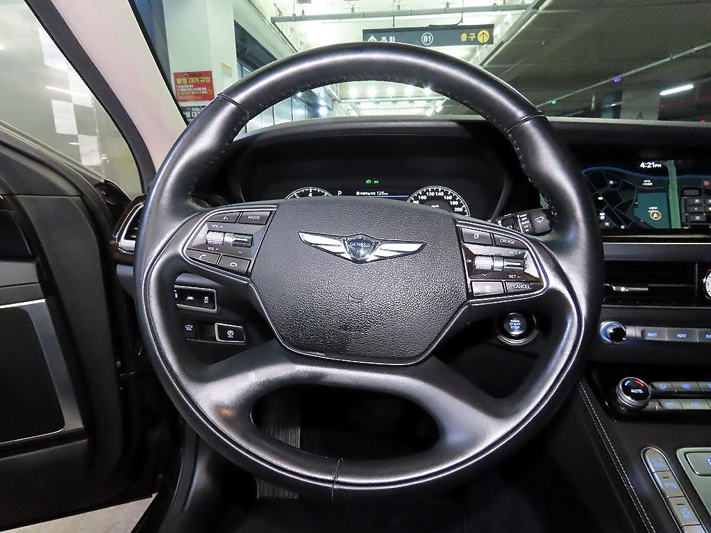 Genesis G90 - Vista 8