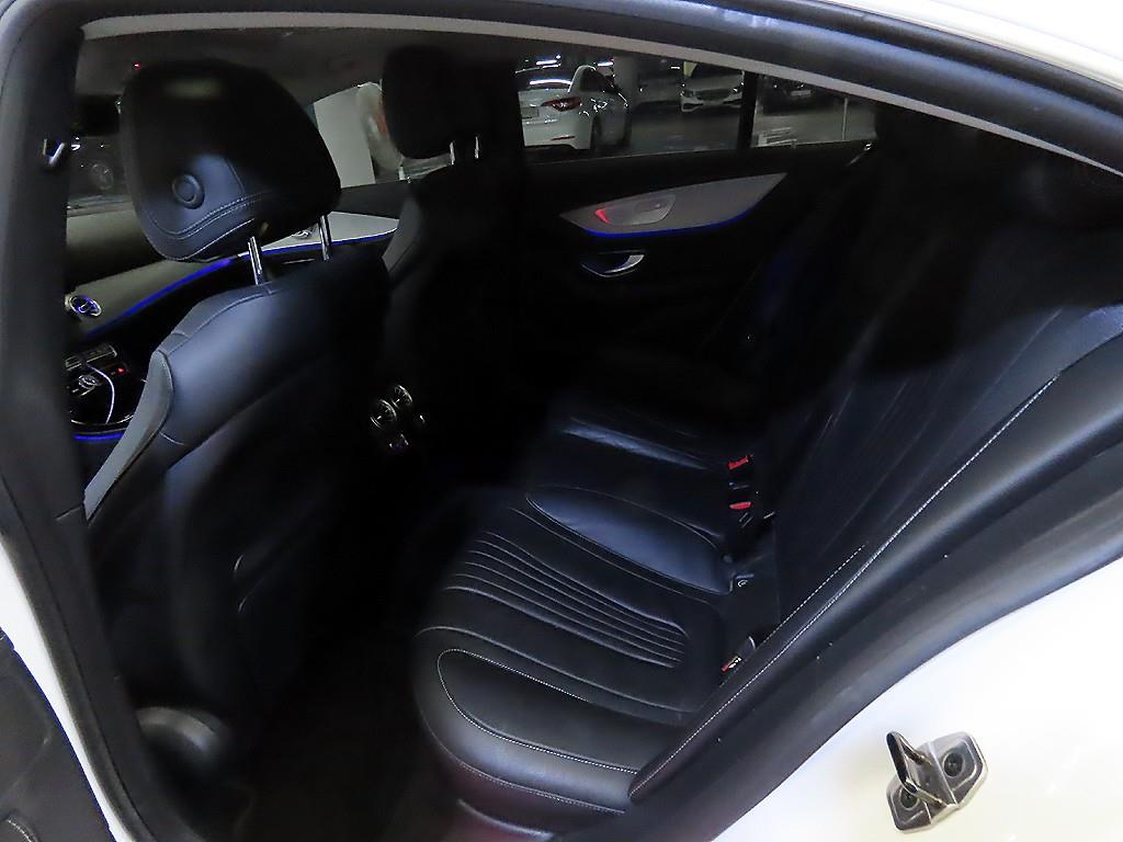 Mercedes Benz CLS Class - Vista 7