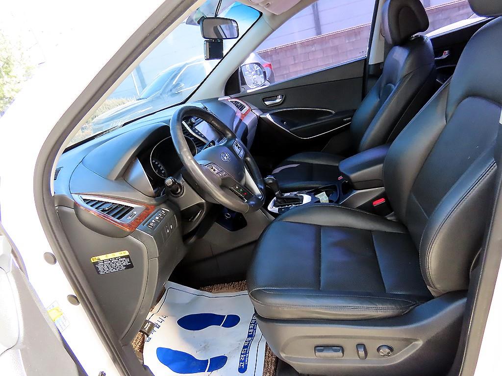 HYUNDAI Santa Fe - Vista 5