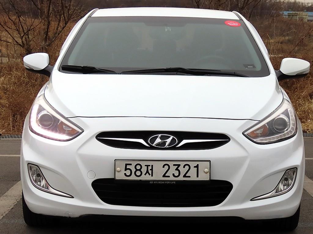 HYUNDAI Accent 2014 - Importación desde Corea - HF Imports Iquique - Foto 1