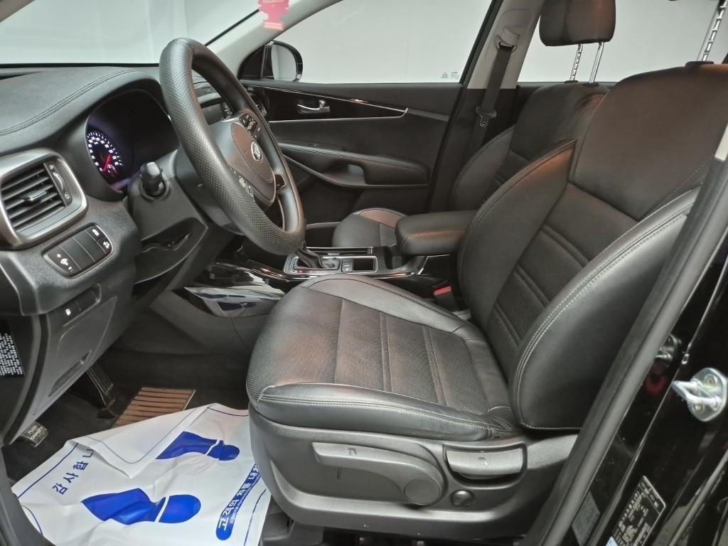 KIA Sorento - Vista 11