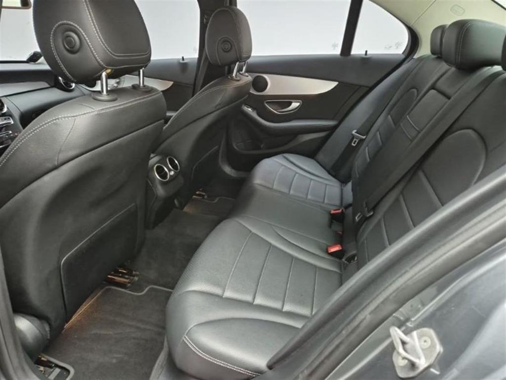 Mercedes Benz C Class - Vista 12