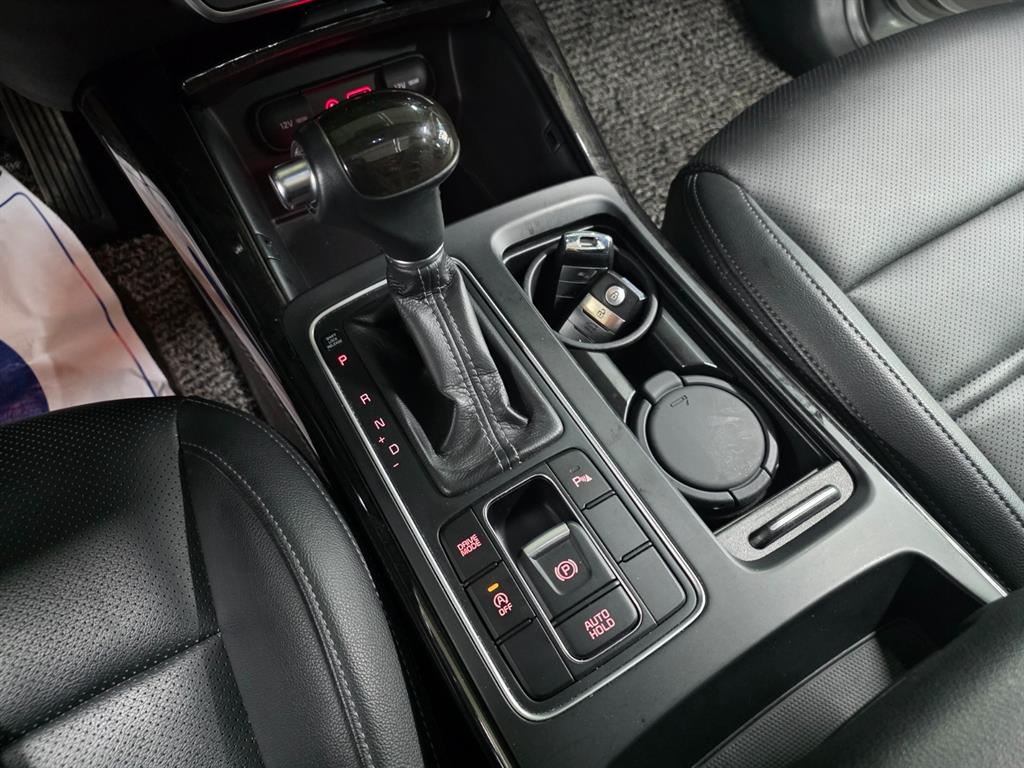 KIA Sorento - Vista 10