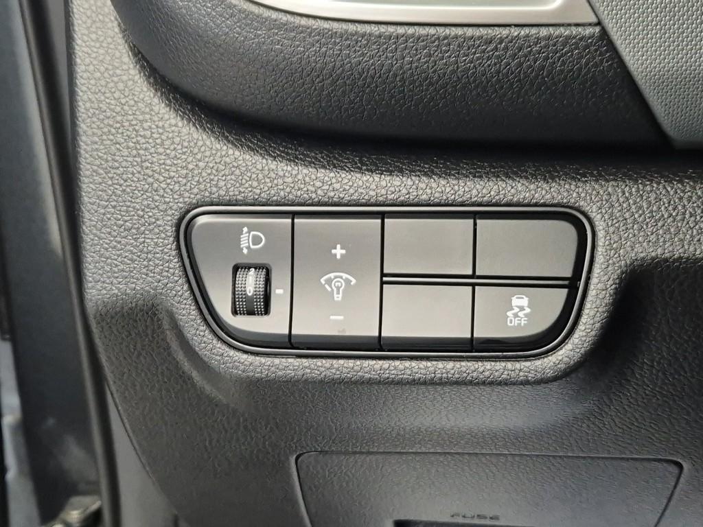 KIA Seltos 2024 Gris - Importación desde Corea - HF Imports Iquique - Foto 17