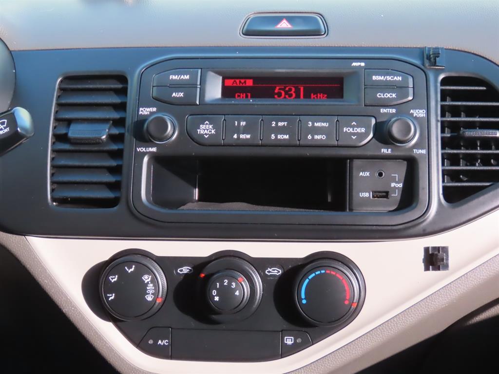 KIA Morning 2013 Blanco - Importación desde Corea - HF Imports Iquique - Foto 10