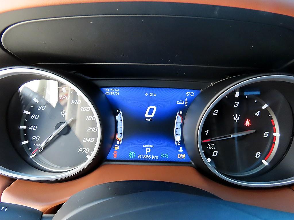 Maserati Levante - Vista 9