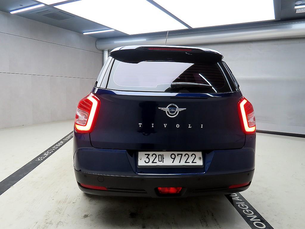 Ssangyong Tivoli - Vista 3