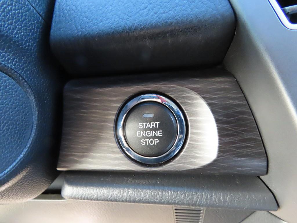 Ssangyong Korando - Vista 10