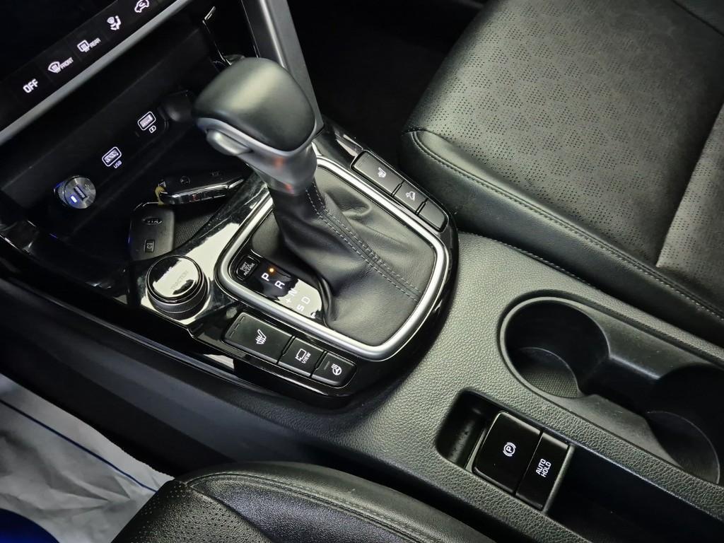 KIA Seltos - Vista 8