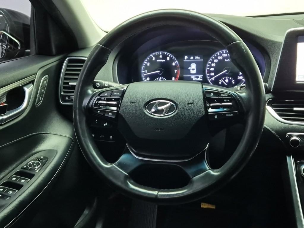 HYUNDAI Grandeur - Vista 9