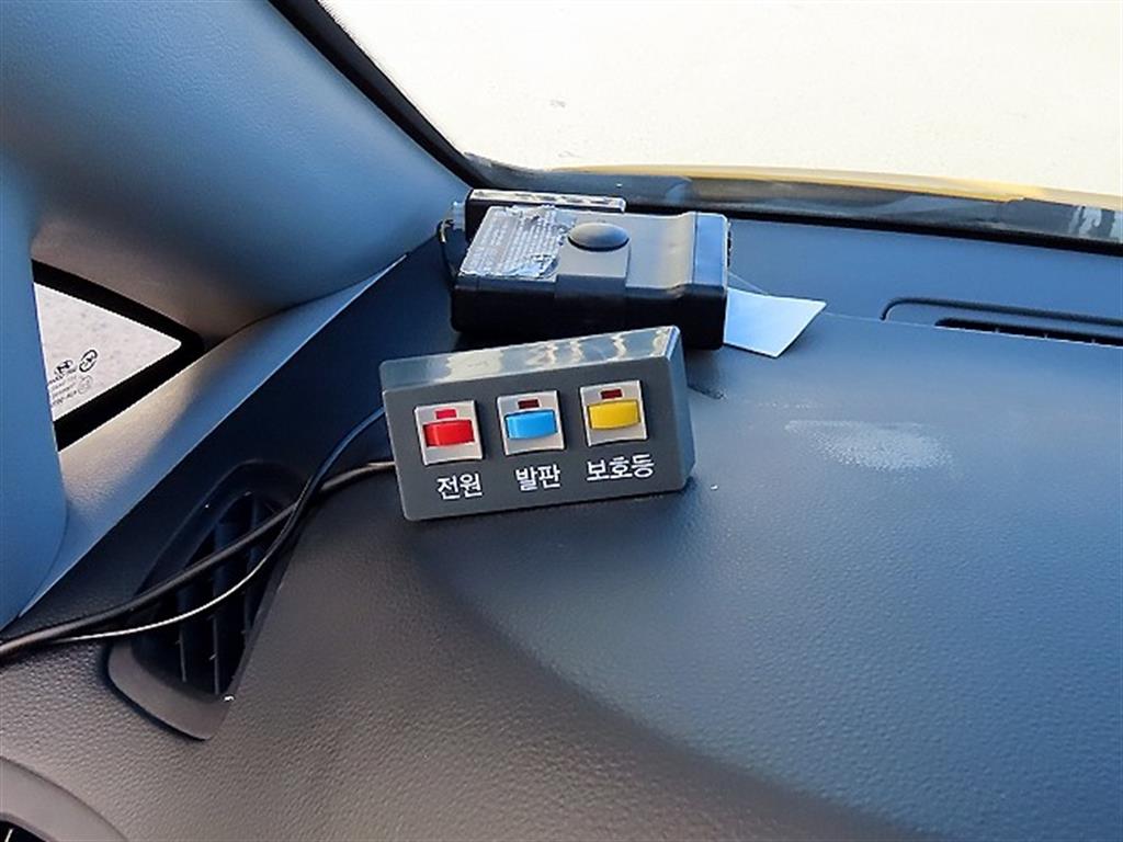 HYUNDAI Starex 2016 Amarillo - Importación desde Corea - HF Imports Iquique - Foto 14