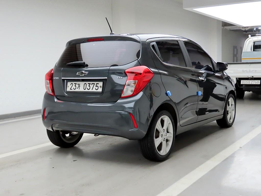 Chevrolet Spark - Vista 4