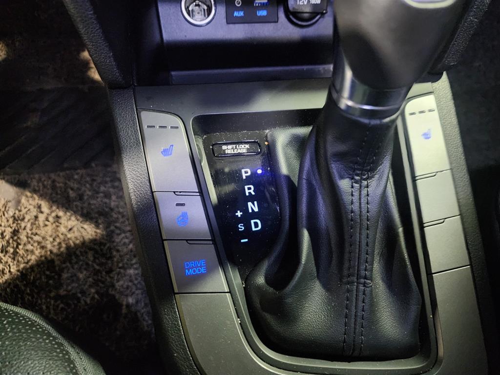 HYUNDAI Avante - Vista 11