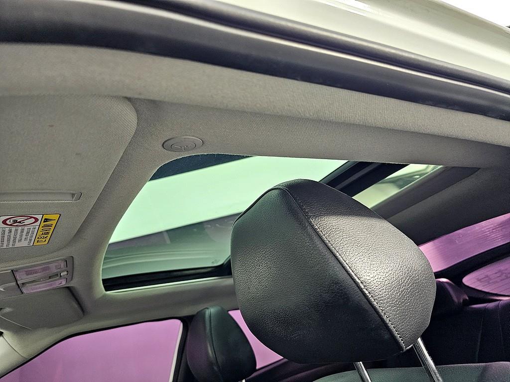 HYUNDAI Veloster - Vista 11