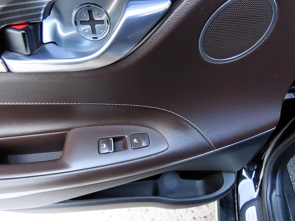 HYUNDAI Grandeur 2017 Negro - Importación desde Corea - HF Imports Iquique - Foto 16