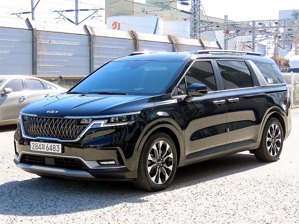 KIA Carnival - Vista 2