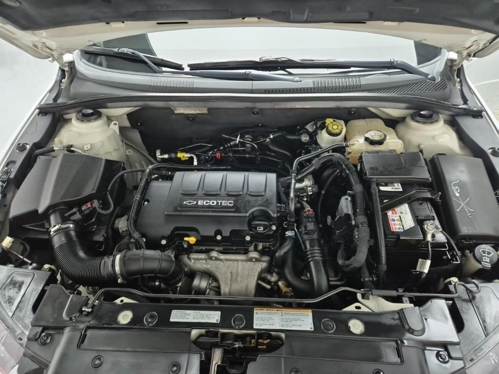 Chevrolet Cruise - Vista 5