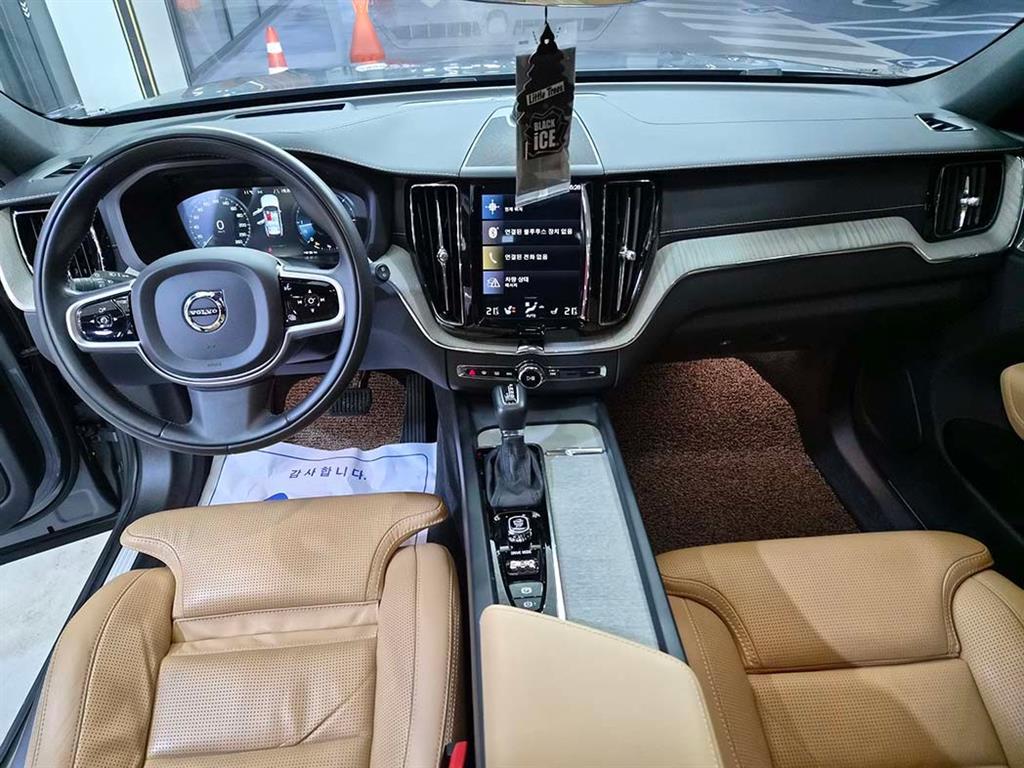 Volvo XC60 - Vista 10