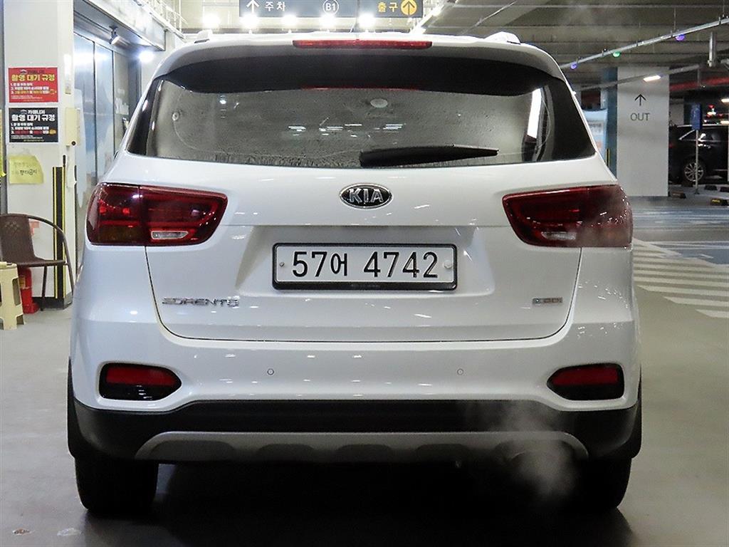 KIA Sorento - Vista 5