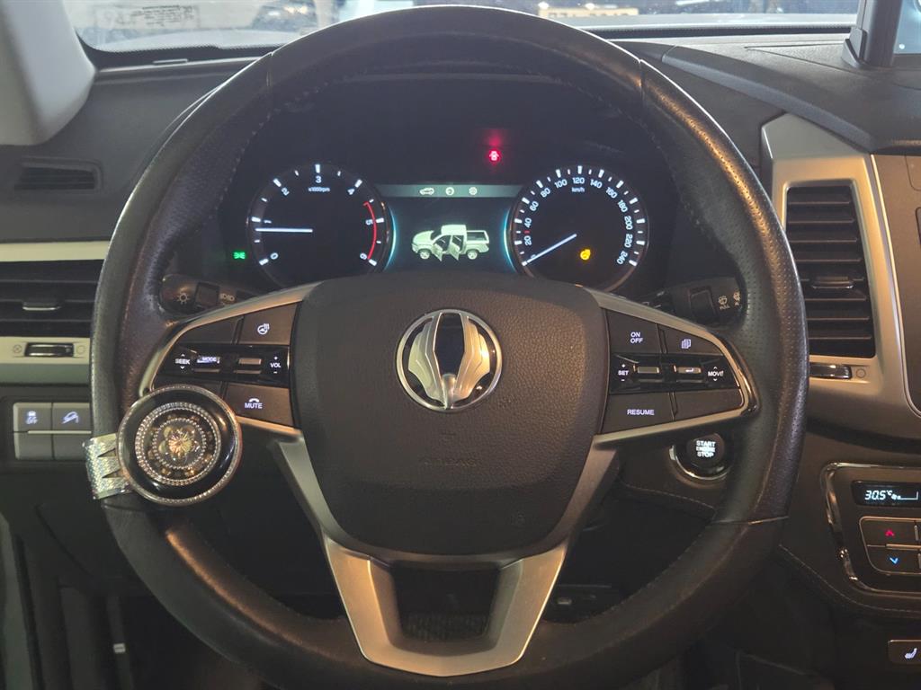 Ssangyong Rexton - Vista 9