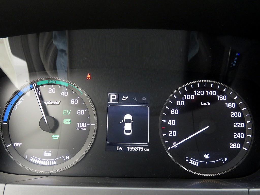 HYUNDAI Sonata - Vista 12