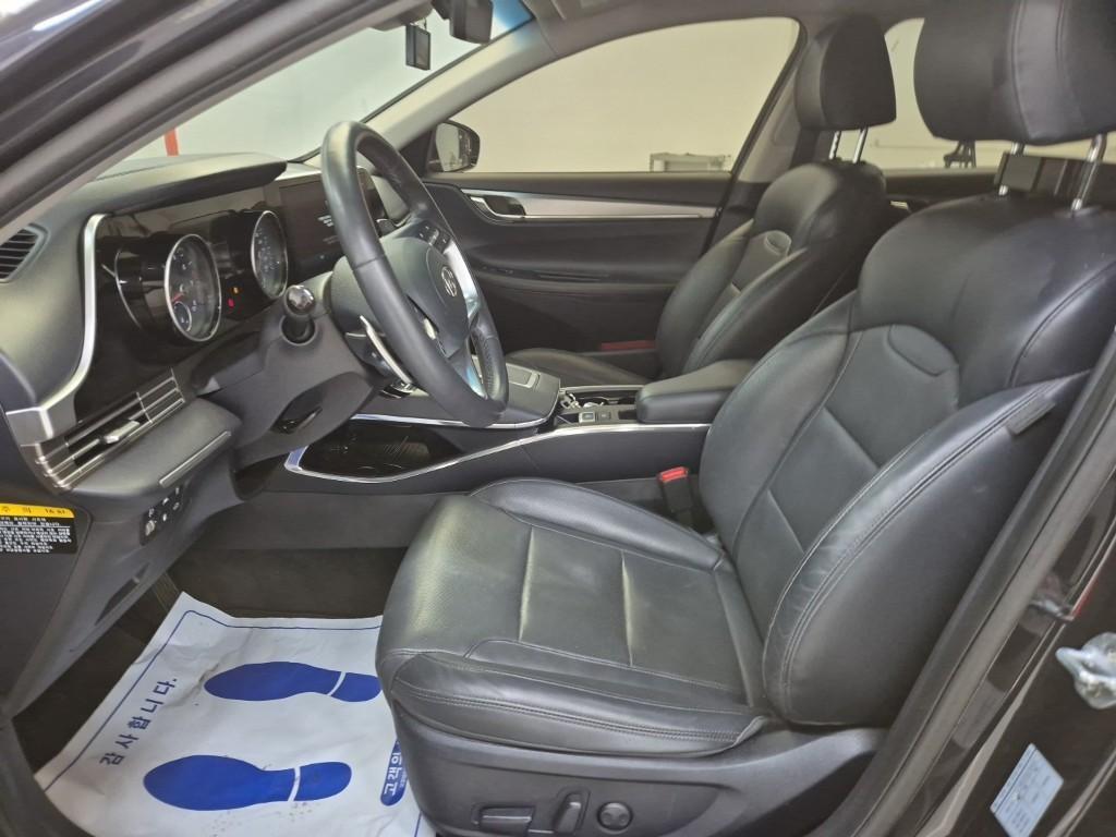 HYUNDAI Grandeur - Vista 11