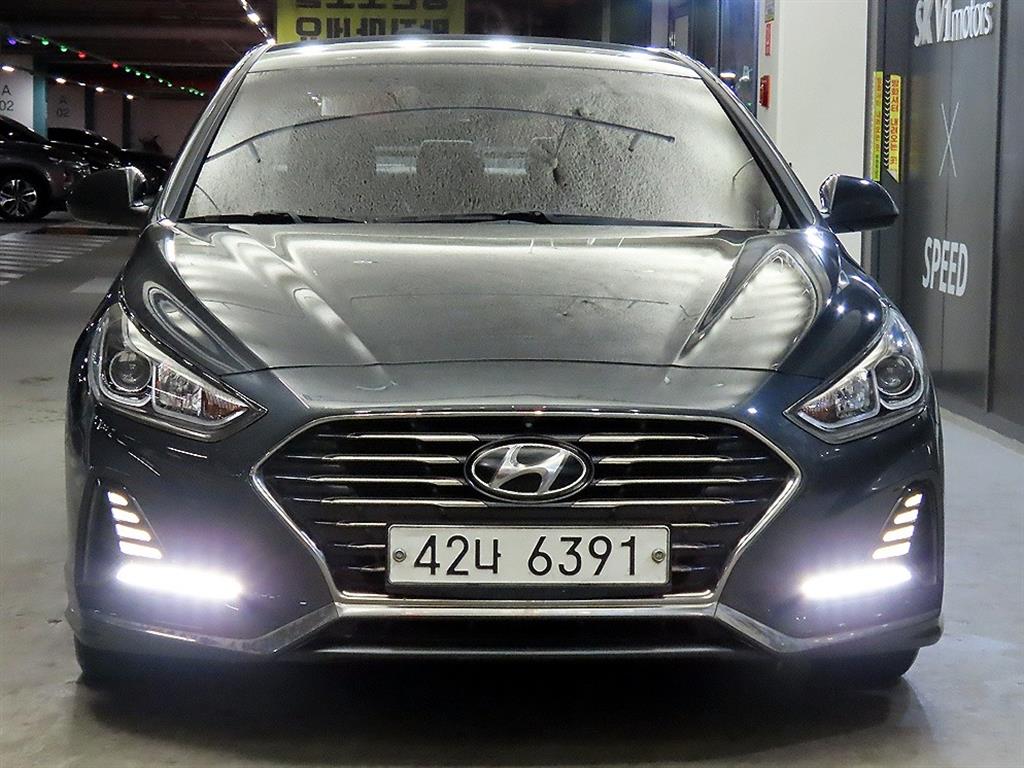 HYUNDAI Sonata - Vista 2