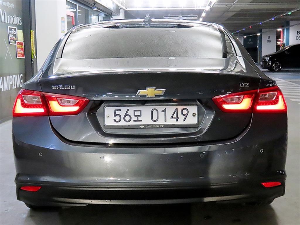 Chevrolet Malibu - Vista 5