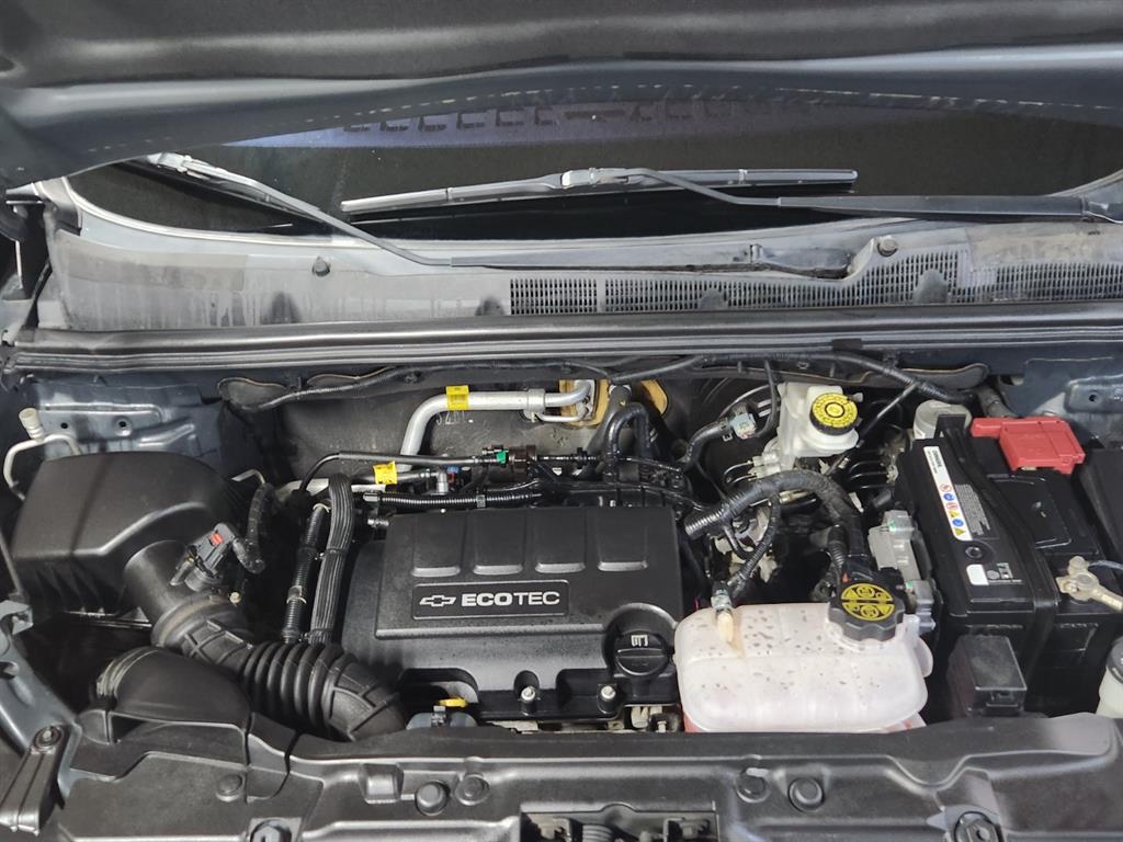 Chevrolet Trax 2018 Gris - Importación desde Corea - HF Imports Iquique - Foto 18