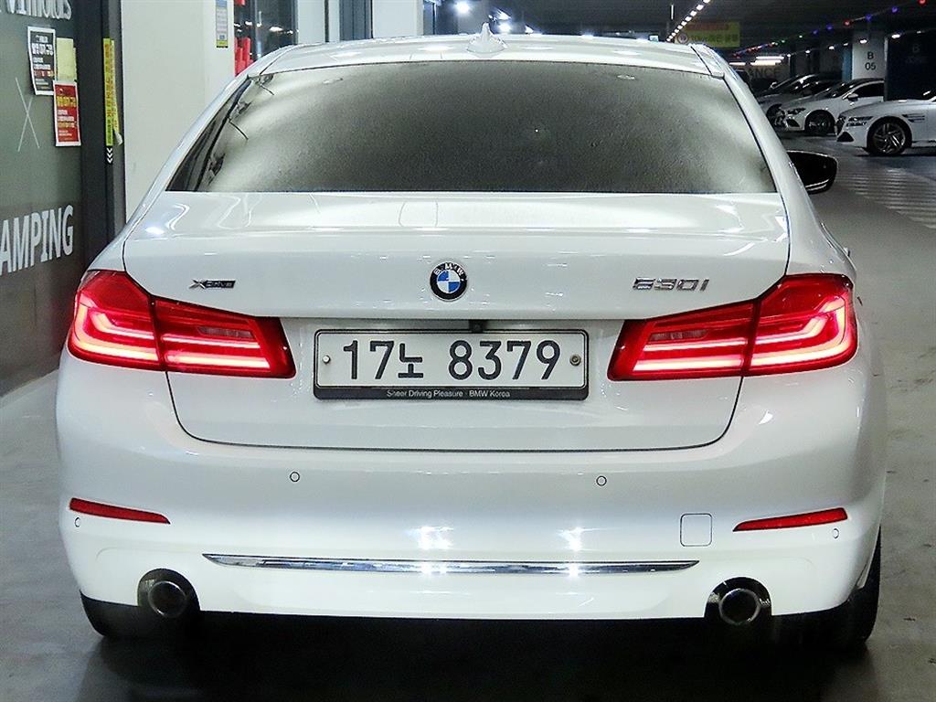 BMW 5 Series - Vista 5