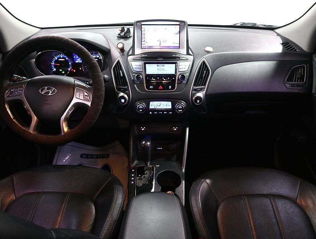 HYUNDAI Tucson - Vista 5