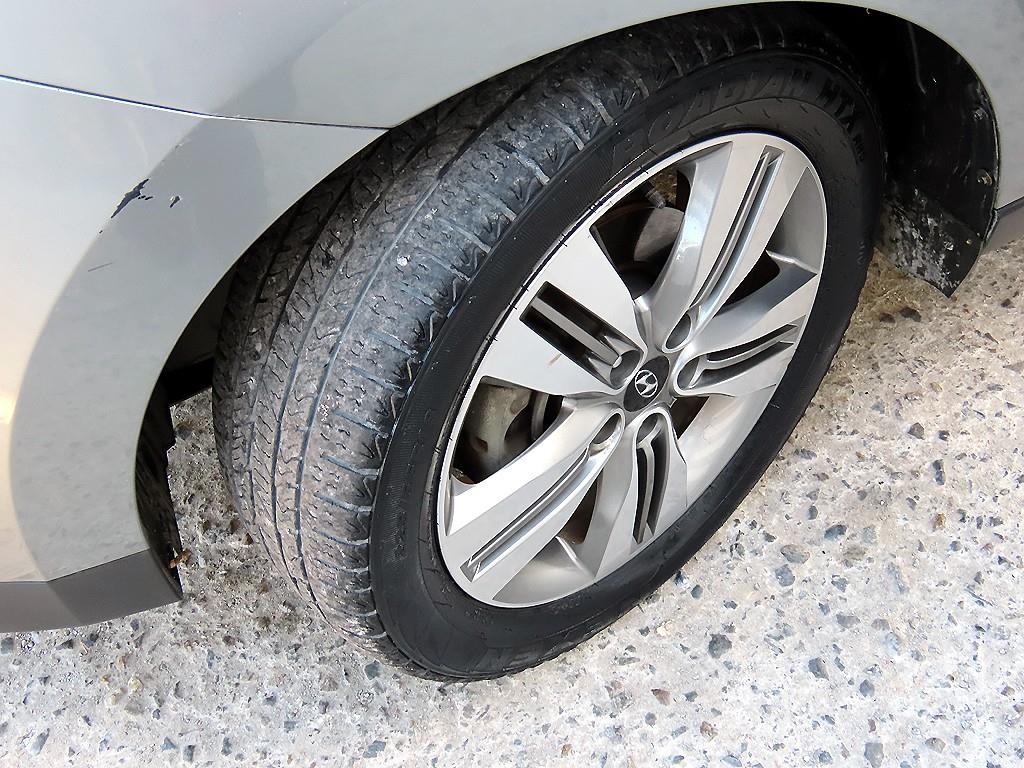 HYUNDAI Tucson 2015 Gris - Importación desde Corea - HF Imports Iquique - Foto 20