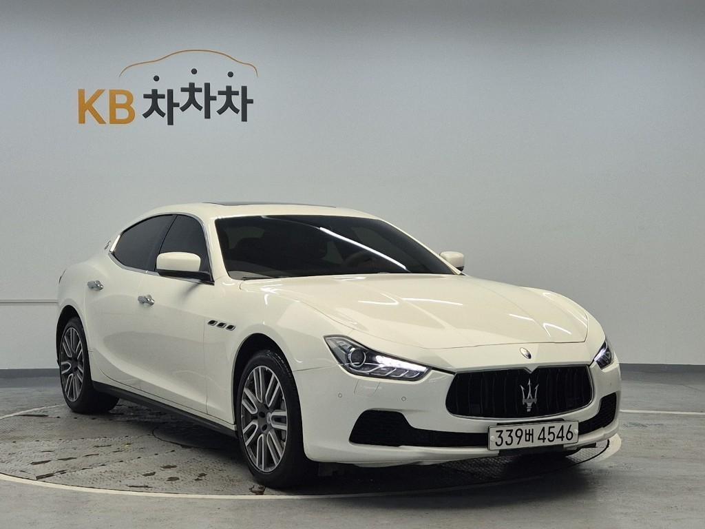 Maserati Ghibli - Vista 4