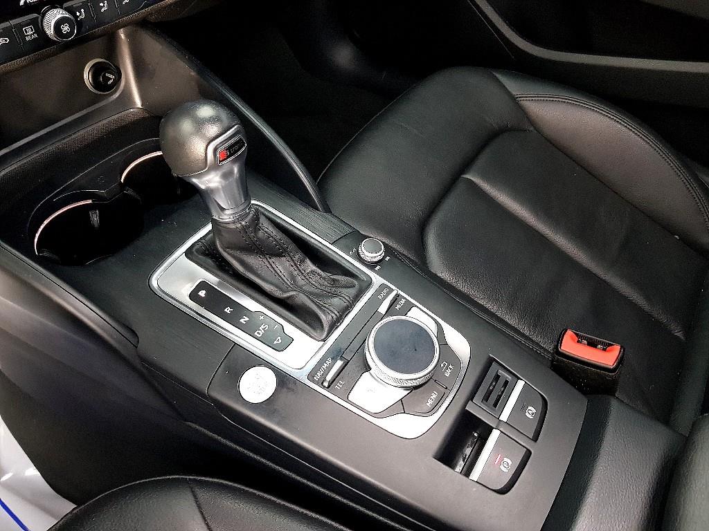 Audi A3 2019 Gris - Importación desde Corea - HF Imports Iquique - Foto 13