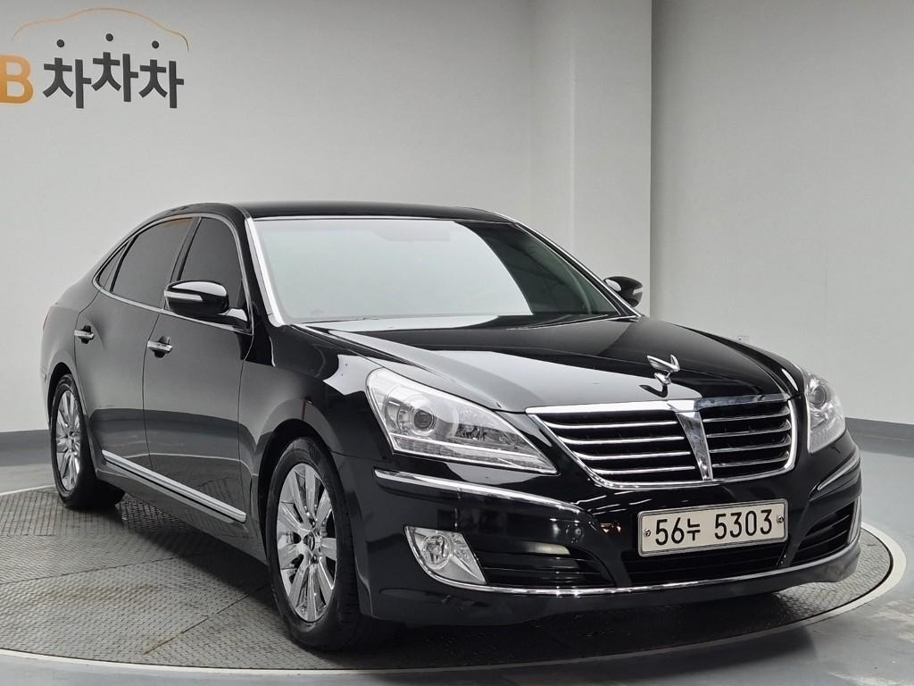 HYUNDAI Equus - Vista 2