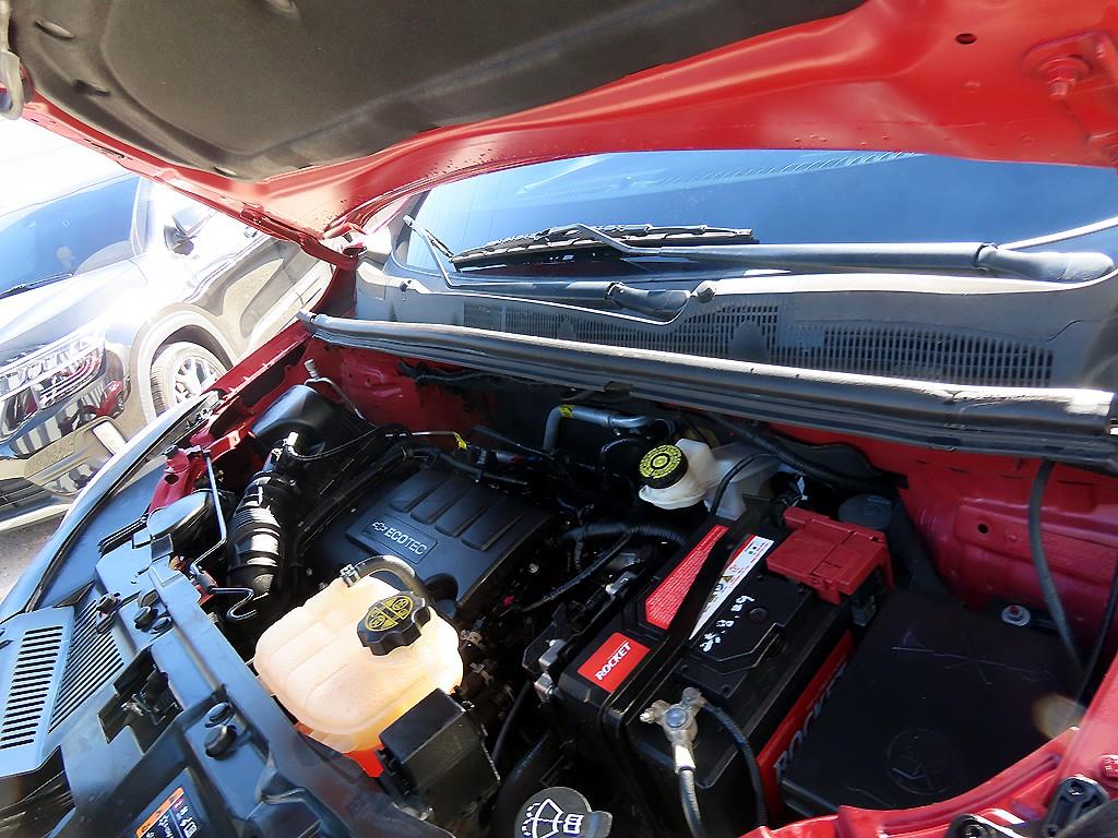 Chevrolet Trax 2018 Rojo - Importación desde Corea - HF Imports Iquique - Foto 18