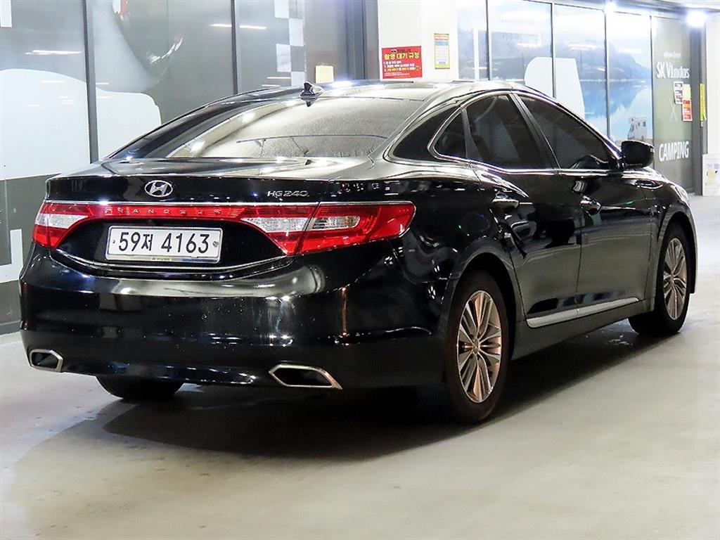 HYUNDAI Grandeur - Vista 4