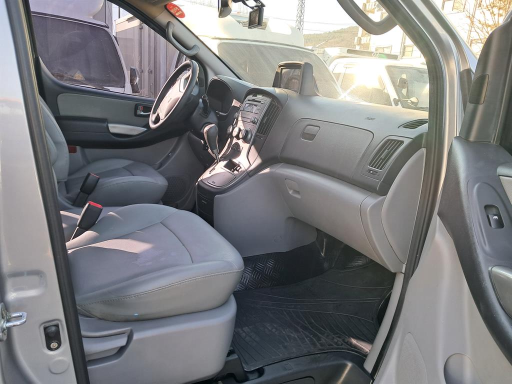 HYUNDAI Starex 2012 Plateado - Importación desde Corea - HF Imports Iquique - Foto 15