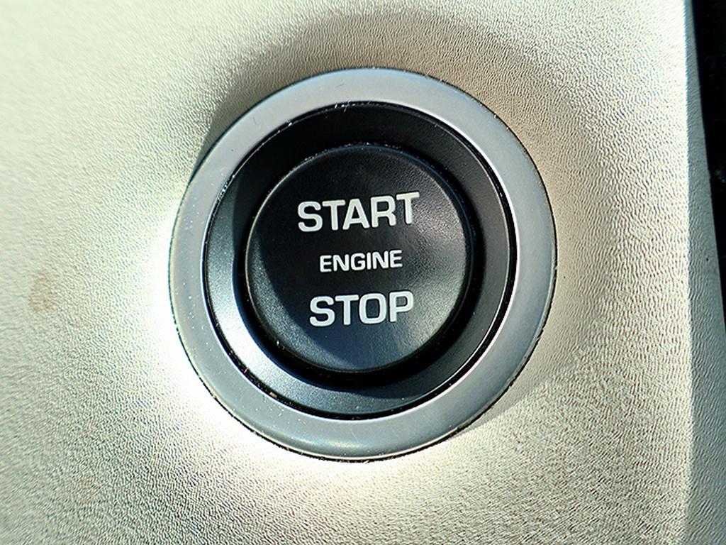 Land Rover Discovery 2018 Negro - Importación desde Corea - HF Imports Iquique - Foto 10